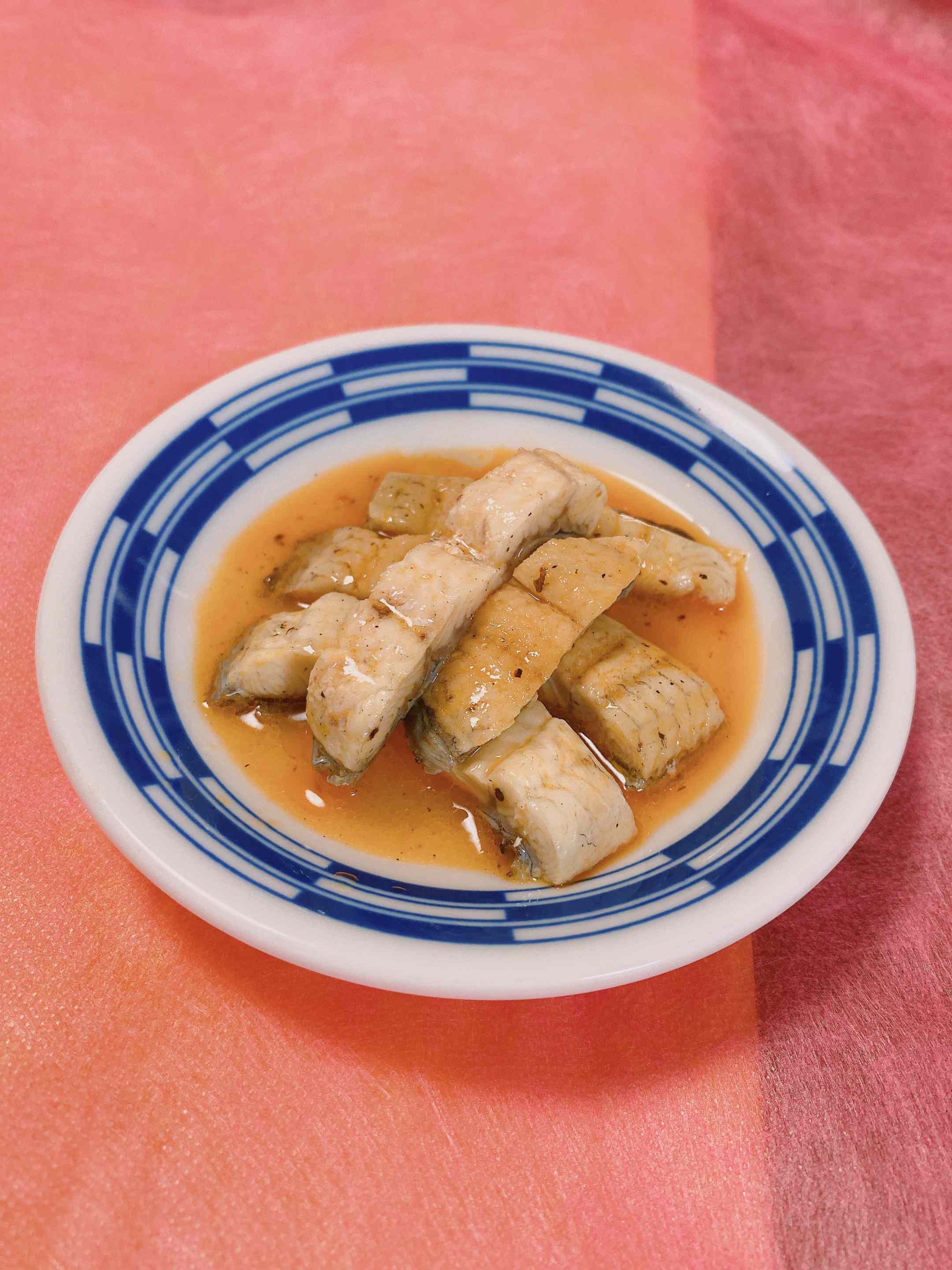 月夜のうなぎラー味（白焼きうなぎ）